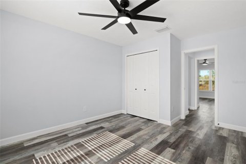 House in Okeechobee, Florida 3 bedrooms, 119.94 sq.m. № 2258805 - photo 20