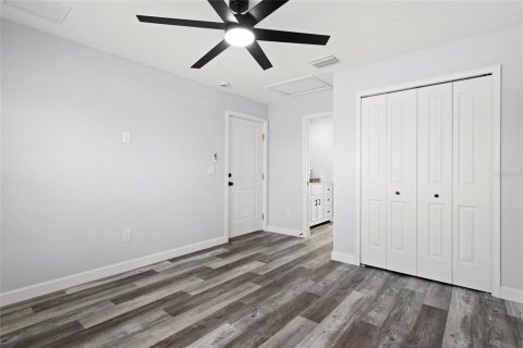 House in Okeechobee, Florida 3 bedrooms, 119.94 sq.m. № 2258805 - photo 26