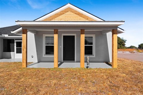 Casa en Okeechobee, Florida 3 dormitorios, 119.94 m2 № 2258805