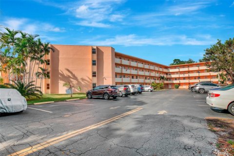 Condominio en venta en Miami, Florida, 2 dormitorios, 107.4 m2 № 1464074 - foto 7
