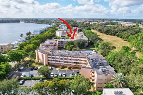Condominio en venta en Miami, Florida, 2 dormitorios, 107.4 m2 № 1464074 - foto 6