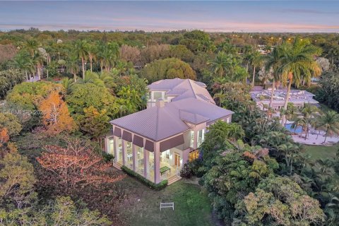 Дом в Плантация, Флорида 6 спален, 856.56м2 № 2007376