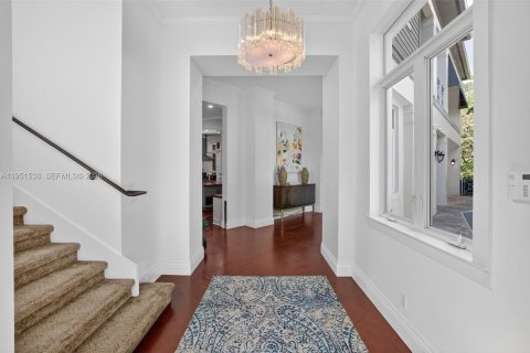 Купить виллу или дом в Плантация, Флорида 6 спален, 856.56м2, № 2007376 - фото 10