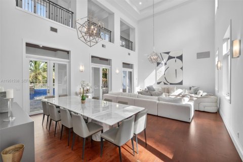 Купить виллу или дом в Плантация, Флорида 6 спален, 856.56м2, № 2007376 - фото 12