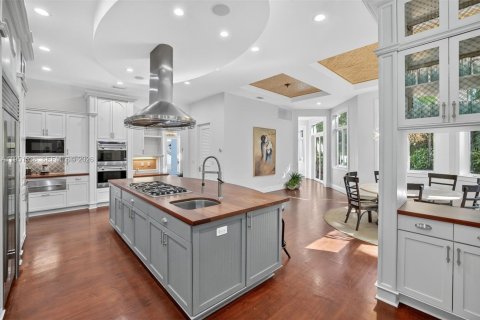 Купить виллу или дом в Плантация, Флорида 6 спален, 856.56м2, № 2007376 - фото 20