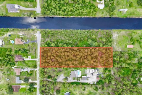 Terreno en venta en Naples, Florida № 1879978 - foto 5