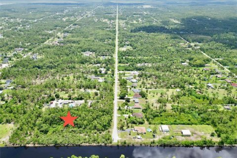Terreno en venta en Naples, Florida № 1879978 - foto 3