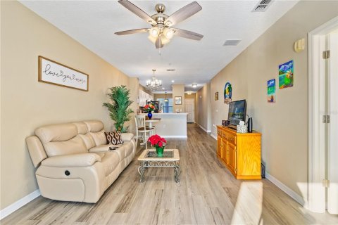 Condo in Palm Coast, Florida, 2 bedrooms  № 1723771 - photo 9