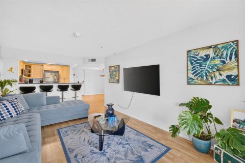 Copropriété à louer à Wilton Manors, Floride: 2 chambres, 92.9 m2 № 2191871 - photo 18