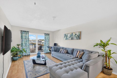 Copropriété à louer à Wilton Manors, Floride: 2 chambres, 92.9 m2 № 2191871 - photo 15