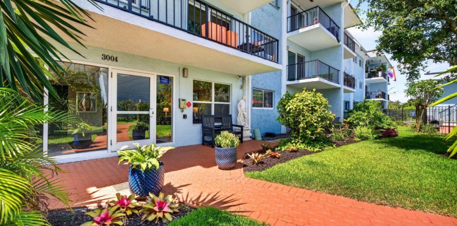 Condo à Wilton Manors, Floride, 2 chambres  № 2191871