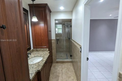 Casa en venta en Cutler Bay, Florida, 3 dormitorios, 132.2 m2 № 1955597 - foto 8