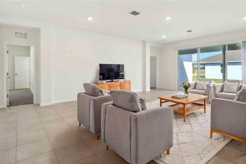 Casa en venta en Gainesville, Florida, 4 dormitorios, 228.54 m2 № 1777002 - foto 3