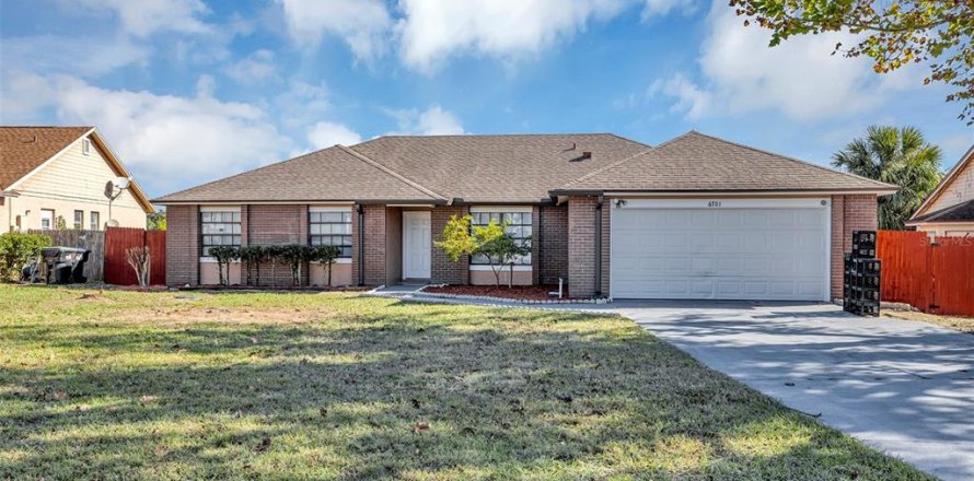 Villa ou maison à Orlando, Floride 4 chambres, 161.74 m2 № 2135992