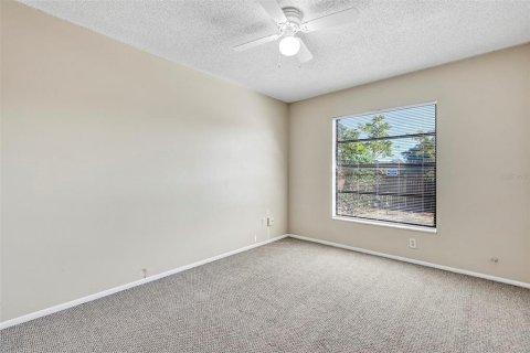 Villa ou maison à vendre à Orlando, Floride: 4 chambres, 161.74 m2 № 2135992 - photo 24