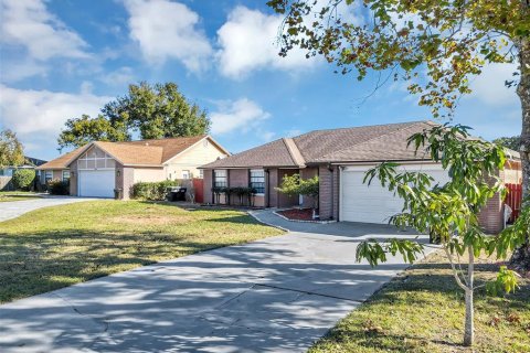 Villa ou maison à vendre à Orlando, Floride: 4 chambres, 161.74 m2 № 2135992 - photo 5