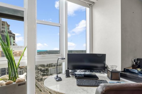Copropriété à vendre à Sunny Isles Beach, Floride: 3 chambres, 280.19 m2 № 2414841 - photo 28