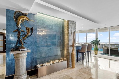 Copropriété à vendre à Sunny Isles Beach, Floride: 3 chambres, 280.19 m2 № 2414841 - photo 3
