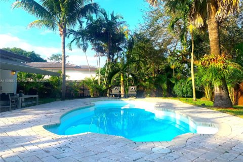 House in Miami, Florida 3 bedrooms, 139.63 sq.m. № 1429975 - photo 21