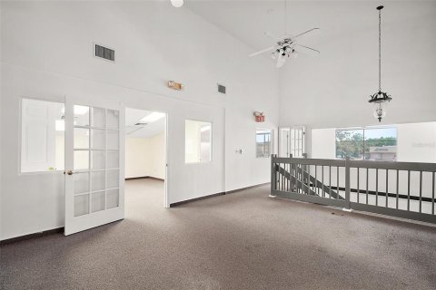 Propiedad comercial en alquiler en Leesburg, Florida, 334.45 m2 № 1742545 - foto 22