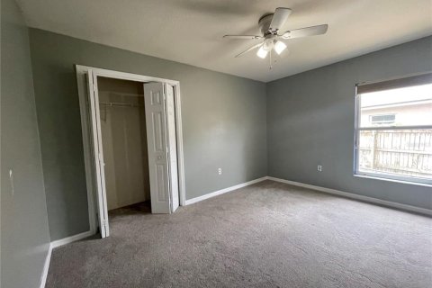 House in Valrico, Florida 4 bedrooms, 190.82 sq.m. № 1772054 - photo 17