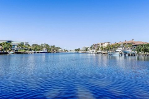 Condo in Fort Lauderdale, Florida, 1 bedroom № 2382803 - photo 19