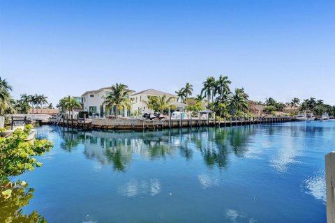 Condo in Fort Lauderdale, Florida, 1 bedroom № 2382803 - photo 20