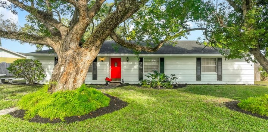 Villa ou maison à Altamonte Springs, Floride 4 chambres, 173.82 m2 № 2142949