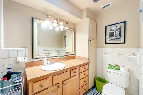 Villa ou maison à vendre à Altamonte Springs, Floride: 4 chambres, 173.82 m2 № 2142949 - photo 23