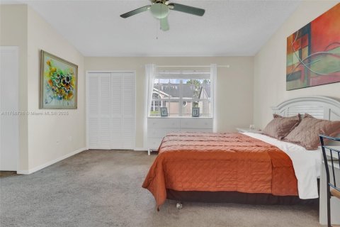 Townhouse in Orlando, Florida 2 bedrooms № 1862818 - photo 13