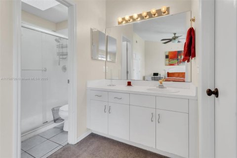 Townhouse in Orlando, Florida 2 bedrooms № 1862818 - photo 18