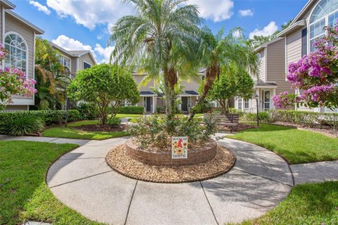 Townhouse in Orlando, Florida 2 bedrooms № 1862818 - photo 30