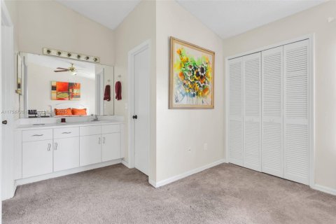 Townhouse in Orlando, Florida 2 bedrooms № 1862818 - photo 21