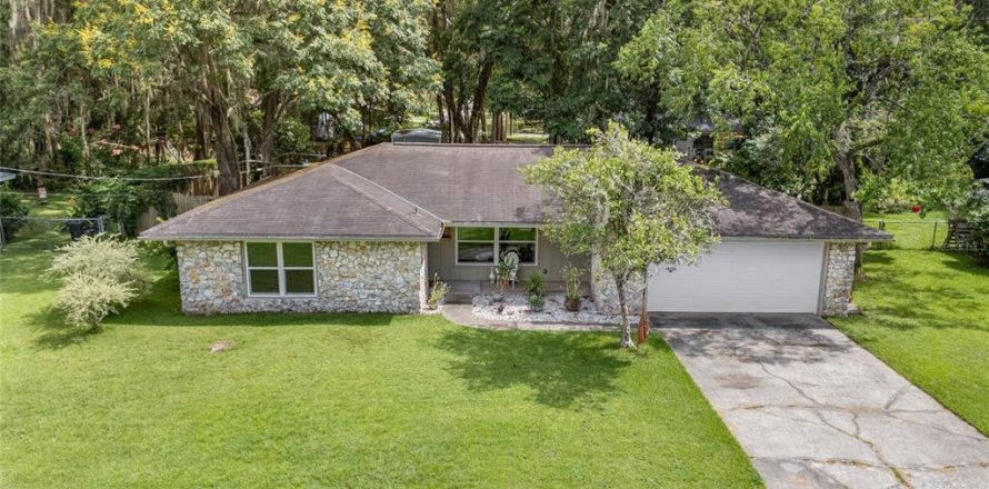Villa ou maison à Gainesville, Floride 3 chambres, 142.98 m2 № 1868931