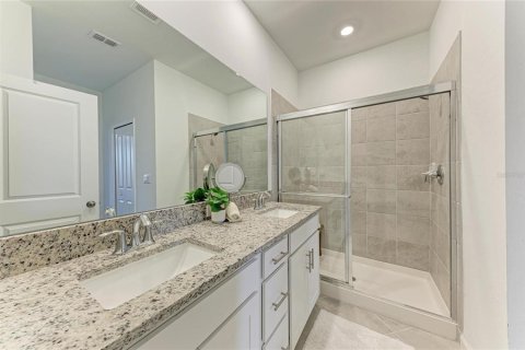 Touwnhouse à vendre à Lakewood Ranch, Floride: 3 chambres, 178.84 m2 № 2277852 - photo 28