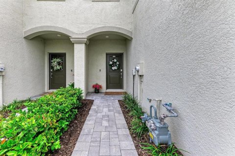 Touwnhouse à vendre à Lakewood Ranch, Floride: 3 chambres, 178.84 m2 № 2277852 - photo 3