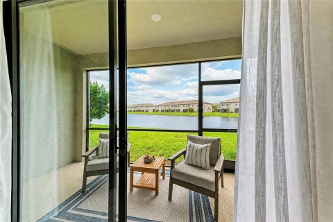 Touwnhouse à vendre à Lakewood Ranch, Floride: 3 chambres, 178.84 m2 № 2277852 - photo 20