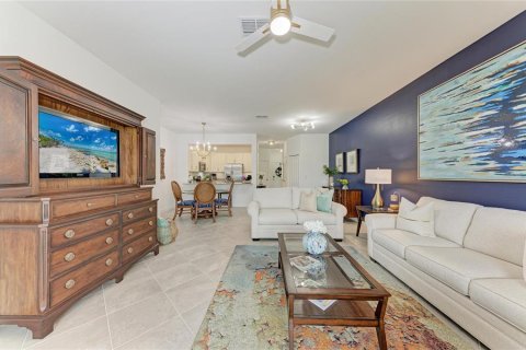 Touwnhouse à vendre à Lakewood Ranch, Floride: 3 chambres, 178.84 m2 № 2277852 - photo 8