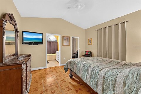 Casa en venta en North Port, Florida, 4 dormitorios, 208.29 m2 № 2383620 - foto 17