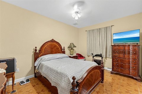 Casa en venta en North Port, Florida, 4 dormitorios, 208.29 m2 № 2383620 - foto 25