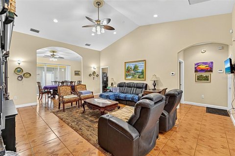 Casa en venta en North Port, Florida, 4 dormitorios, 208.29 m2 № 2383620 - foto 12