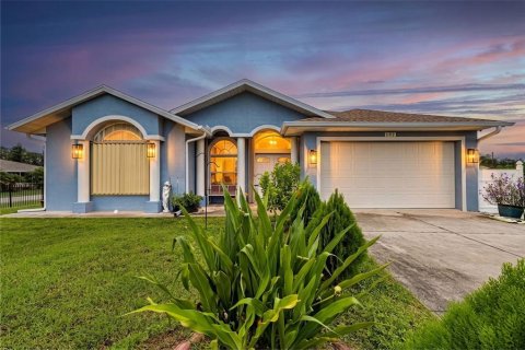 Casa en venta en North Port, Florida, 4 dormitorios, 208.29 m2 № 2383620 - foto 9