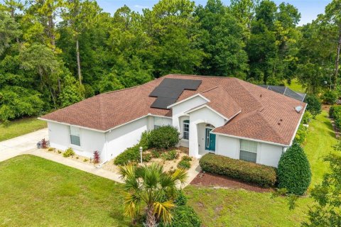 House in Dunnellon, Florida 3 bedrooms, 191.66 sq.m. № 2114970 - photo 2