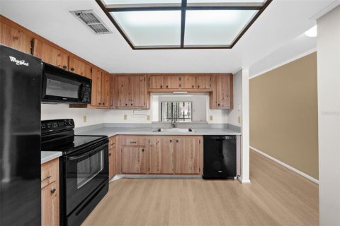 Condo in Clearwater, Florida, 2 bedrooms  № 1528382 - photo 11