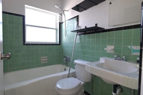 Appartement à louer à Orlando, Floride: 2 chambres, 122.35 m2 № 2113463 - photo 16