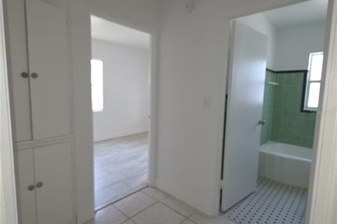 Appartement à louer à Orlando, Floride: 2 chambres, 122.35 m2 № 2113463 - photo 14