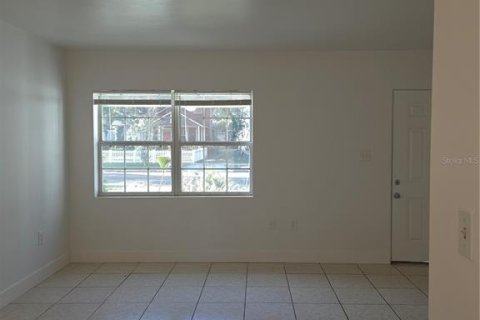 Appartement à louer à Orlando, Floride: 2 chambres, 122.35 m2 № 2113463 - photo 4