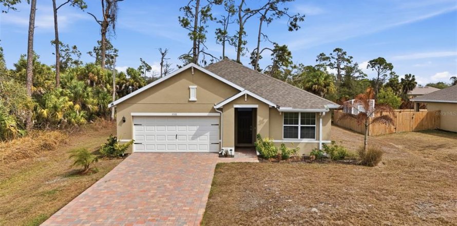 Casa en North Port, Florida 3 dormitorios, 155.61 m2 № 2195484