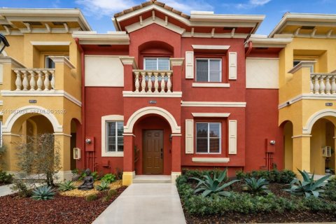Touwnhouse à vendre à Miramar, Floride: 2 chambres, 104.05 m2 № 2046605 - photo 3