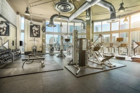 Condominio en alquiler en Miami, Florida, 1 dormitorio, 103.4 m2 № 2023558 - foto 14